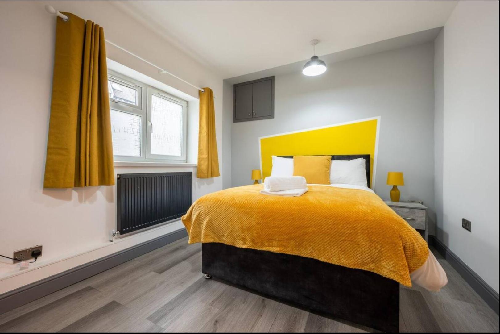 Stunning One Bedroom Apartments Near Shops & Central Cardiff Luaran gambar